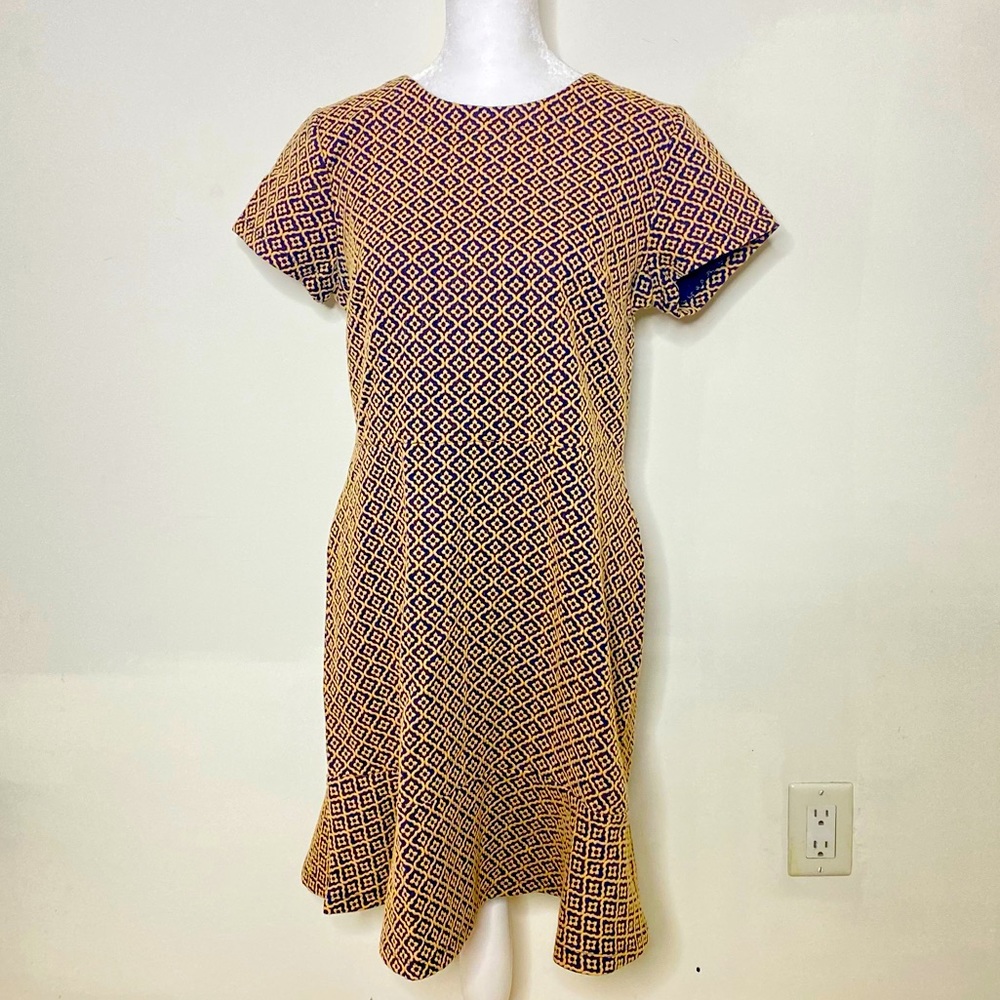 LOFT Short Sleeve Dress
